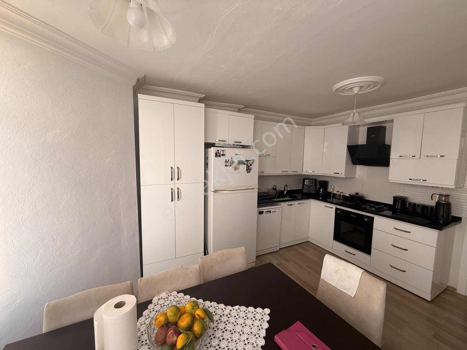 İz'den Xl Genişlikte İçi Yapılı Kapalı Mutfak 2+1 Daire — fotoğraf 7