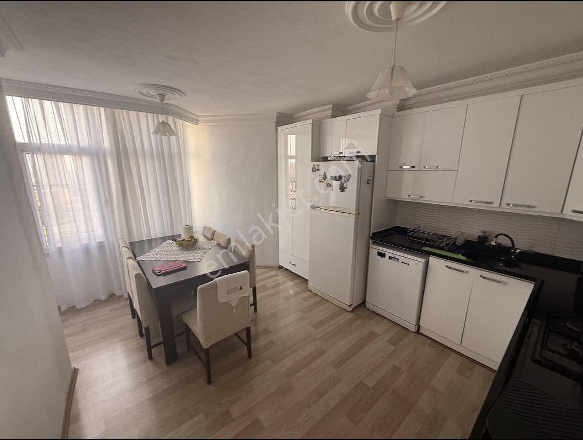 İz'den Xl Genişlikte İçi Yapılı Kapalı Mutfak 2+1 Daire — fotoğraf 9
