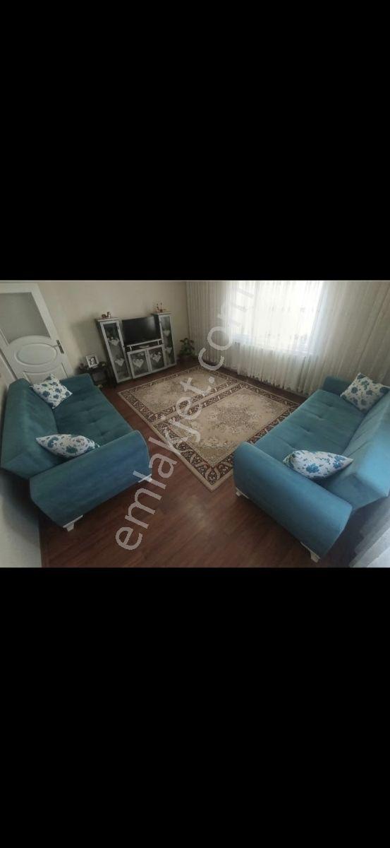 Bağcılar Yüzyıl Metrosunun Hemen Arkasında! Fırsat 3+1 Daire — fotoğraf 2