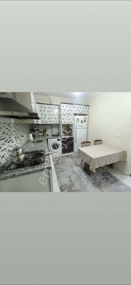 Bağcılar Yüzyıl Metrosunun Hemen Arkasında! Fırsat 3+1 Daire — fotoğraf 6