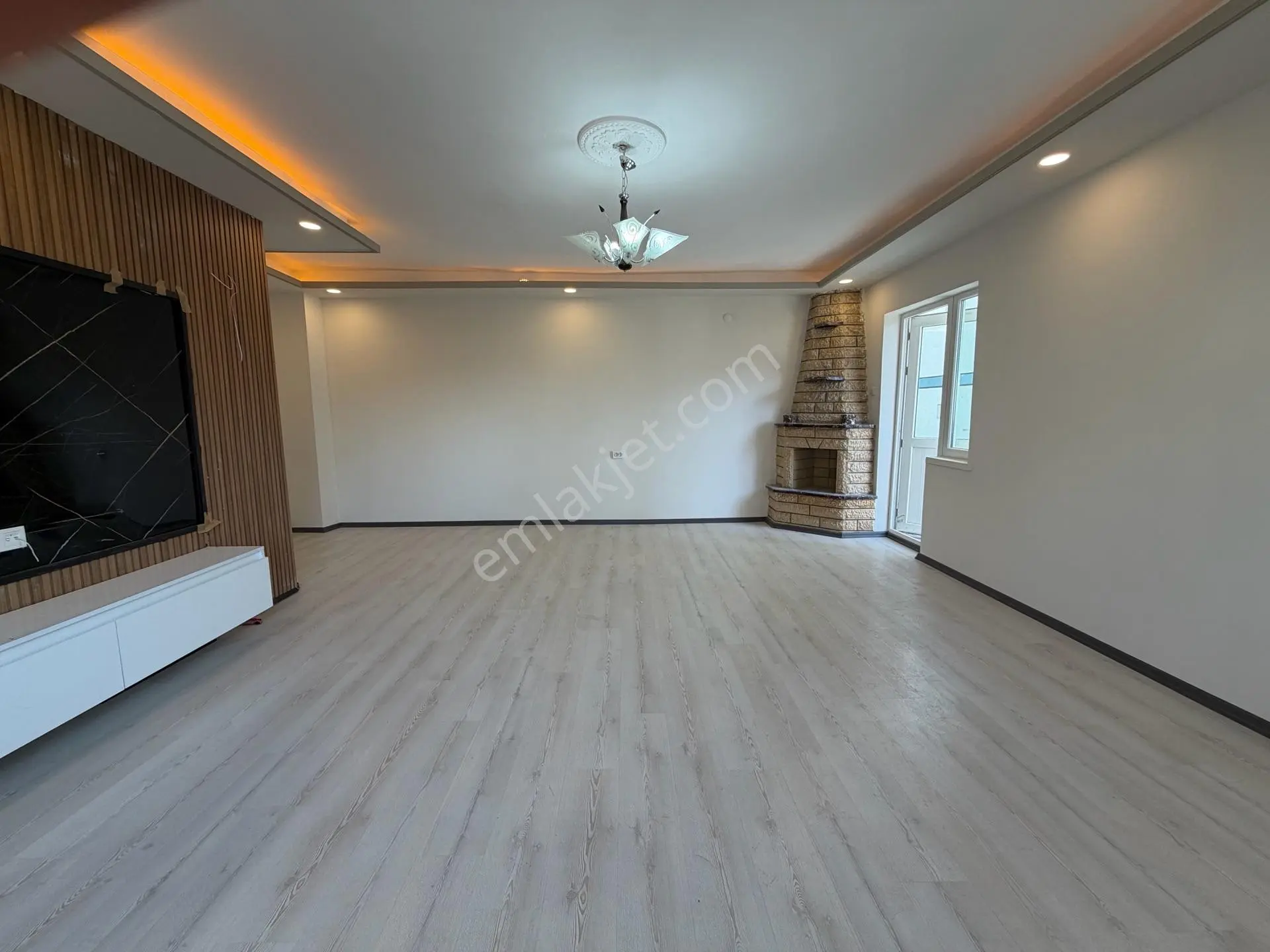 Akşemsettin Mahallesi'nde 3+1 Ara Kat Ön Cephe Full Yapılı Krediye Uygun Satılık Daire! — fotoğraf 24