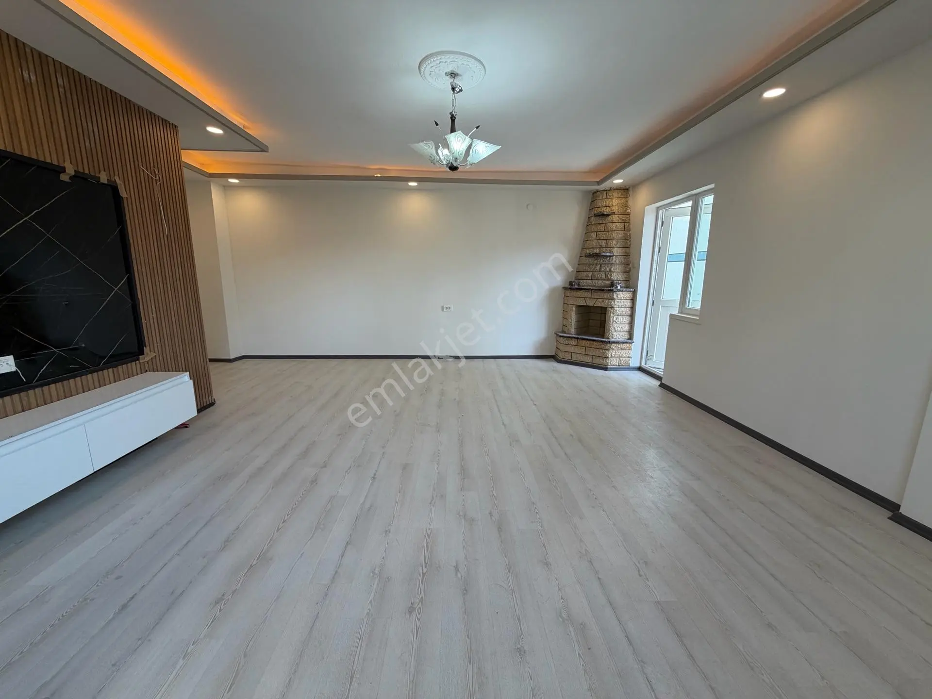 Akşemsettin Mahallesi'nde 3+1 Ara Kat Ön Cephe Full Yapılı Krediye Uygun Satılık Daire! — fotoğraf 25