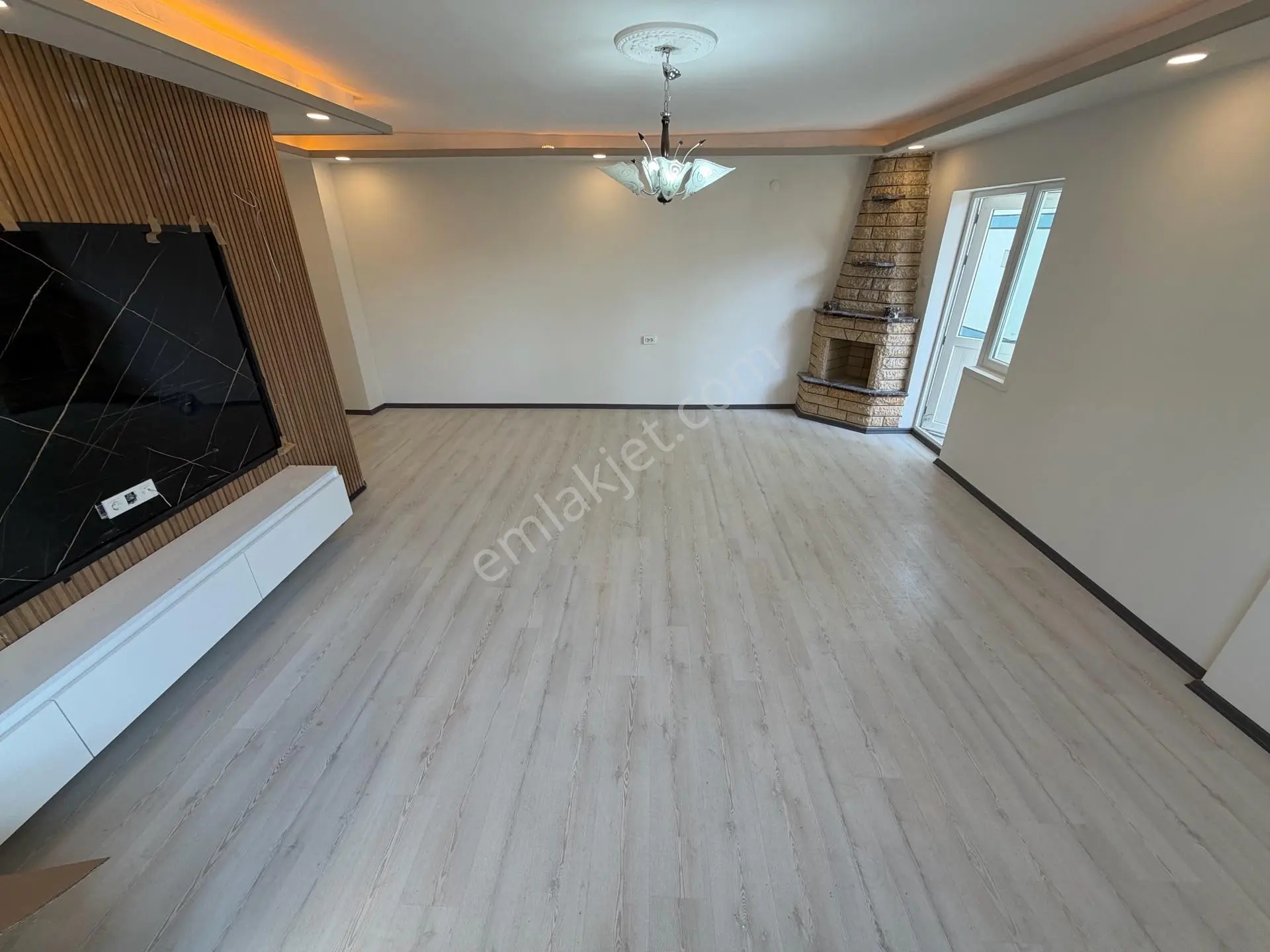 Akşemsettin Mahallesi'nde 3+1 Ara Kat Ön Cephe Full Yapılı Krediye Uygun Satılık Daire! — fotoğraf 26