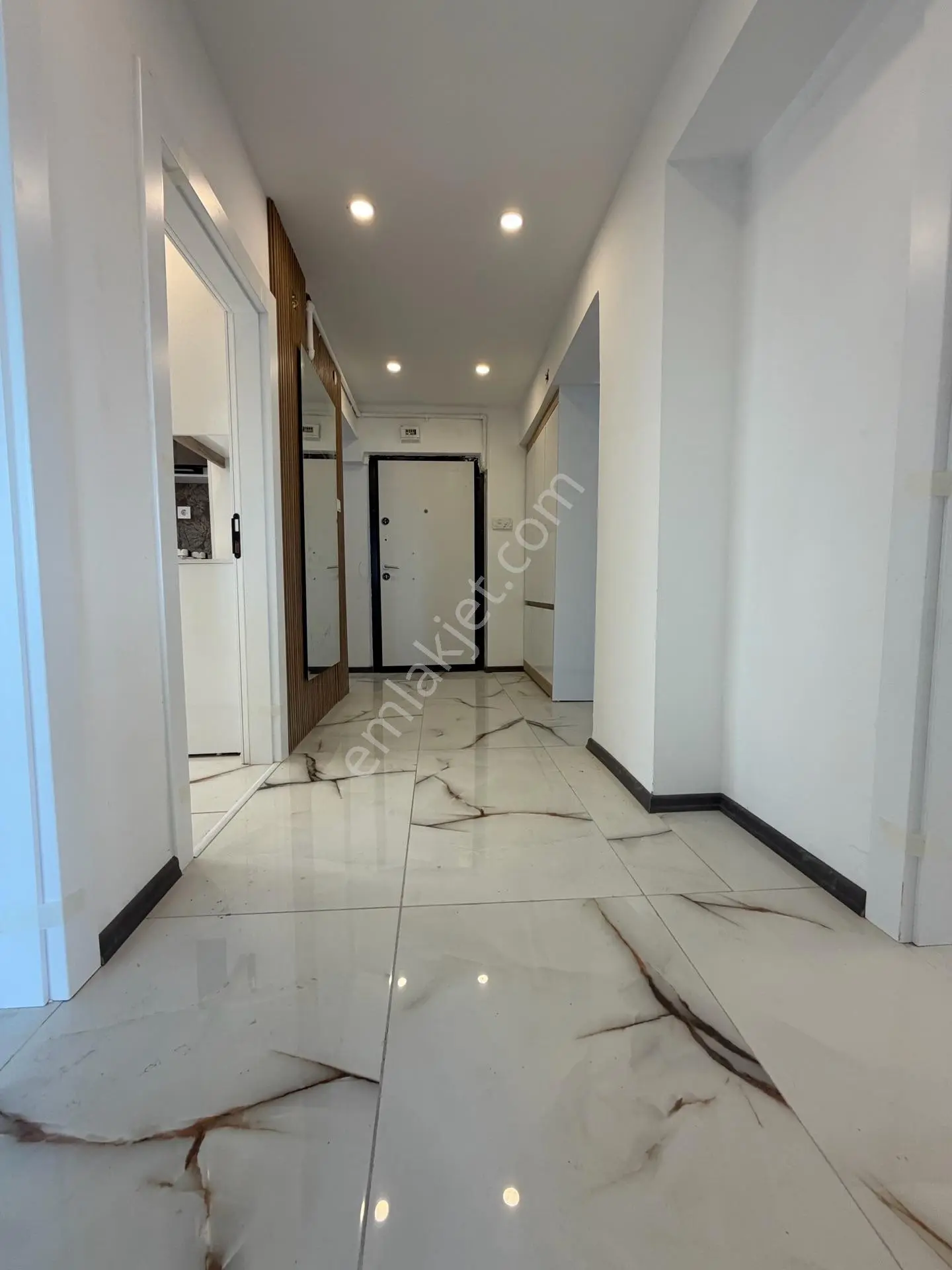 Akşemsettin Mahallesi'nde 3+1 Ara Kat Ön Cephe Full Yapılı Krediye Uygun Satılık Daire! — fotoğraf 32