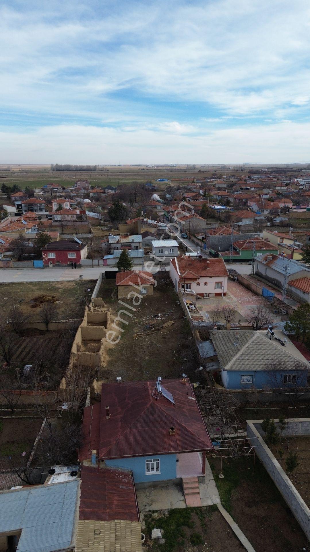 Sarayönü Selimiye'de 930 M² Cadde Üzeri Satılık Arsa — fotoğraf 12