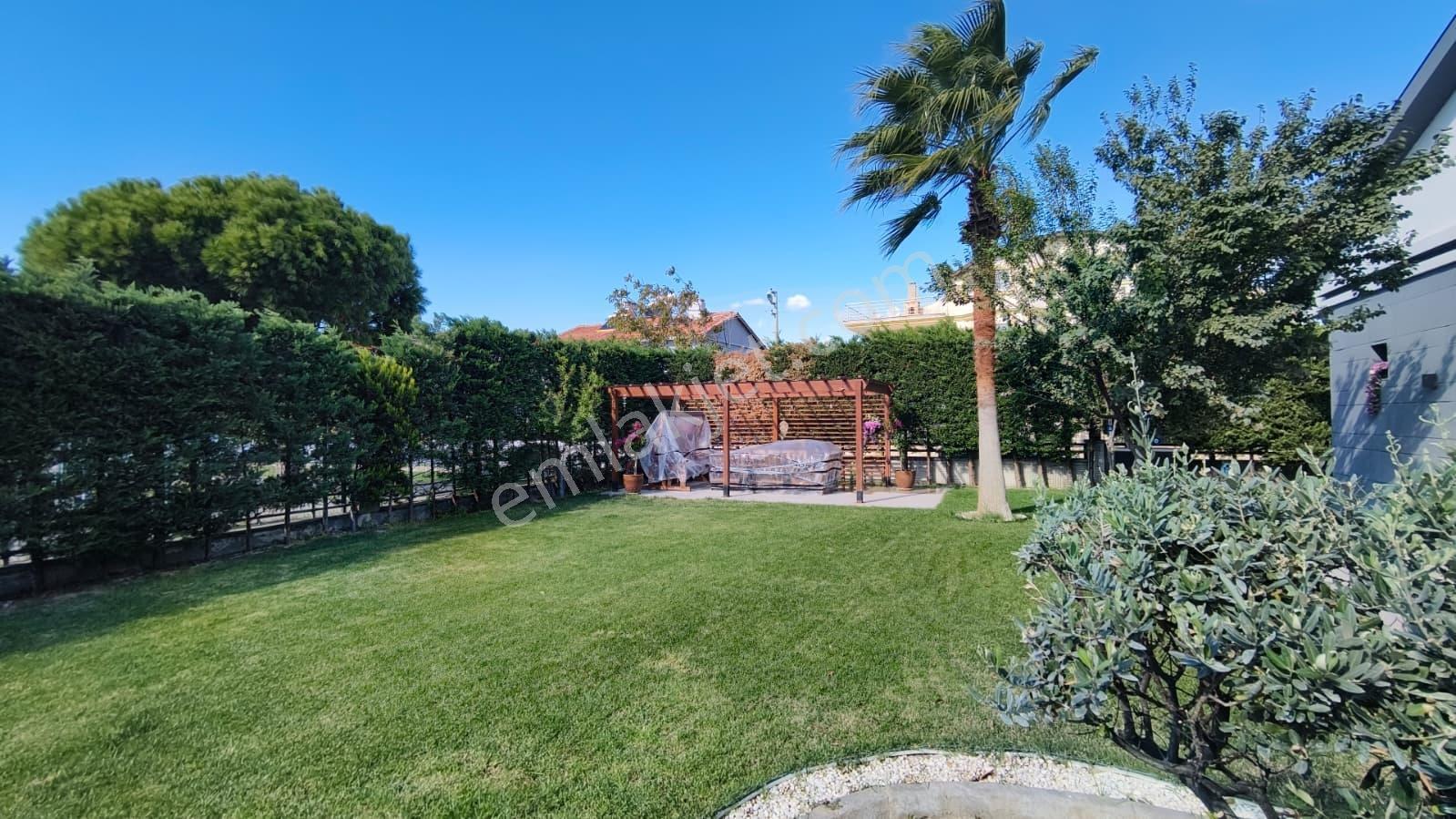 Örende 770 M² Arsada Zarafet Ve Konforu Buluşturan Özel Villa — fotoğraf 2