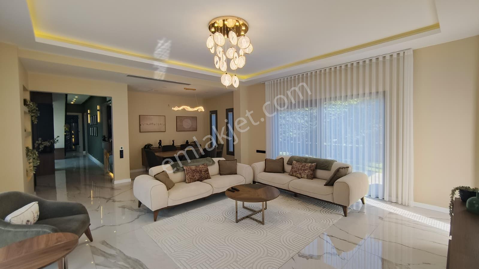 Örende 770 M² Arsada Zarafet Ve Konforu Buluşturan Özel Villa — fotoğraf 5