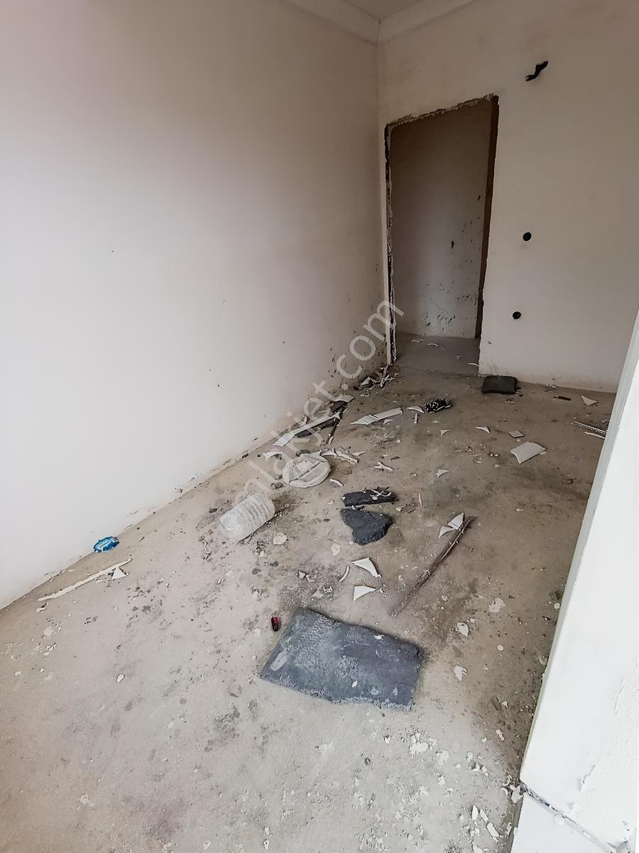 Güngören Merkez Konuma Sahip Tramvaya Yurume Mesafesinde — fotoğraf 10