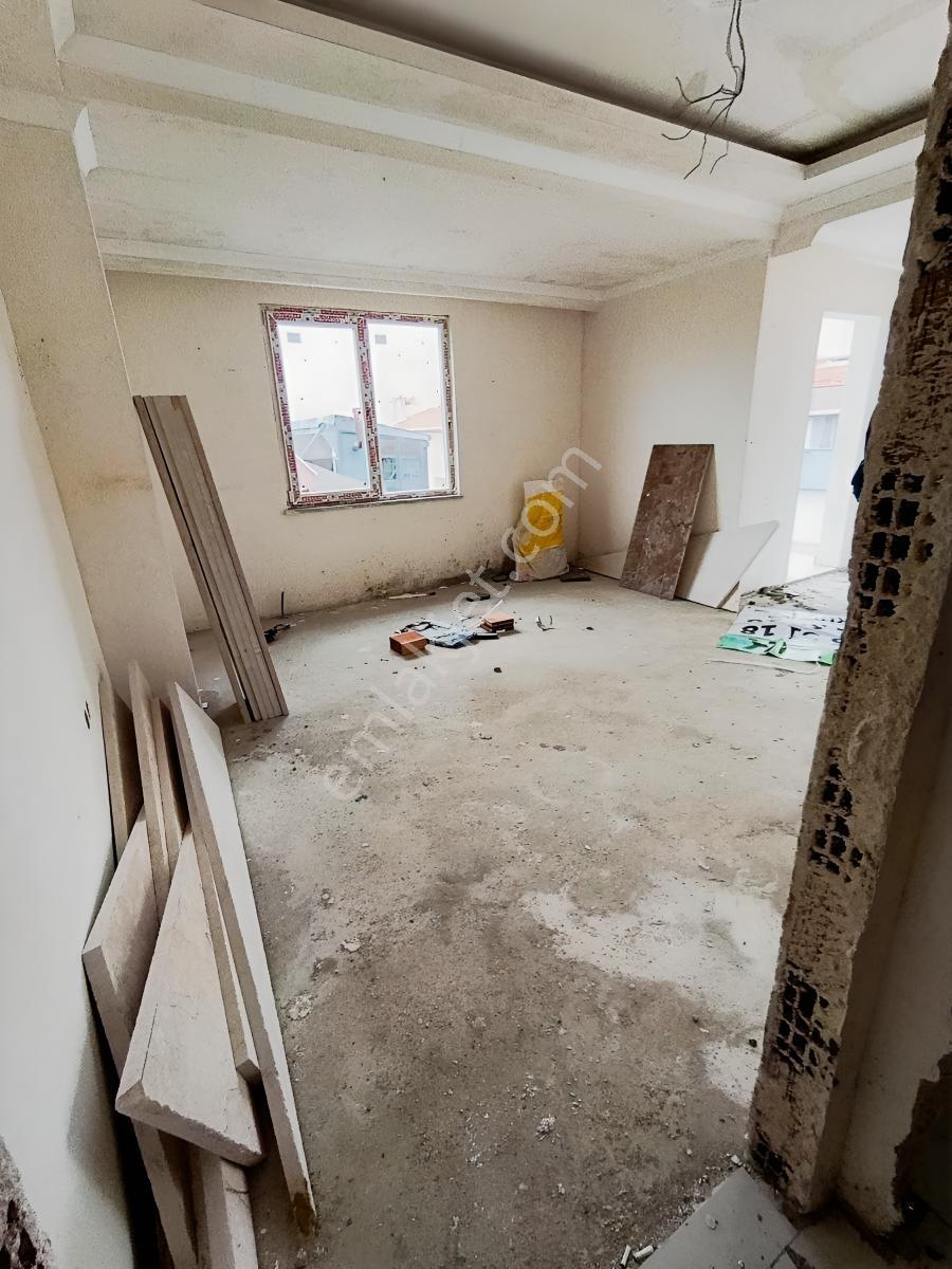 Güngören Merkez Konuma Sahip Tramvaya Yurume Mesafesinde — fotoğraf 12