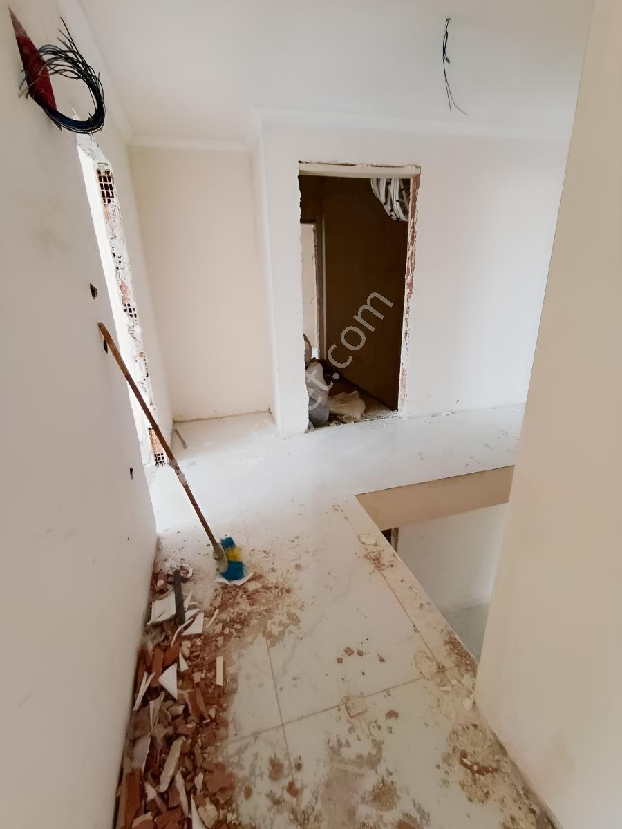 Güngören Merkez Konuma Sahip Tramvaya Yurume Mesafesinde — fotoğraf 31