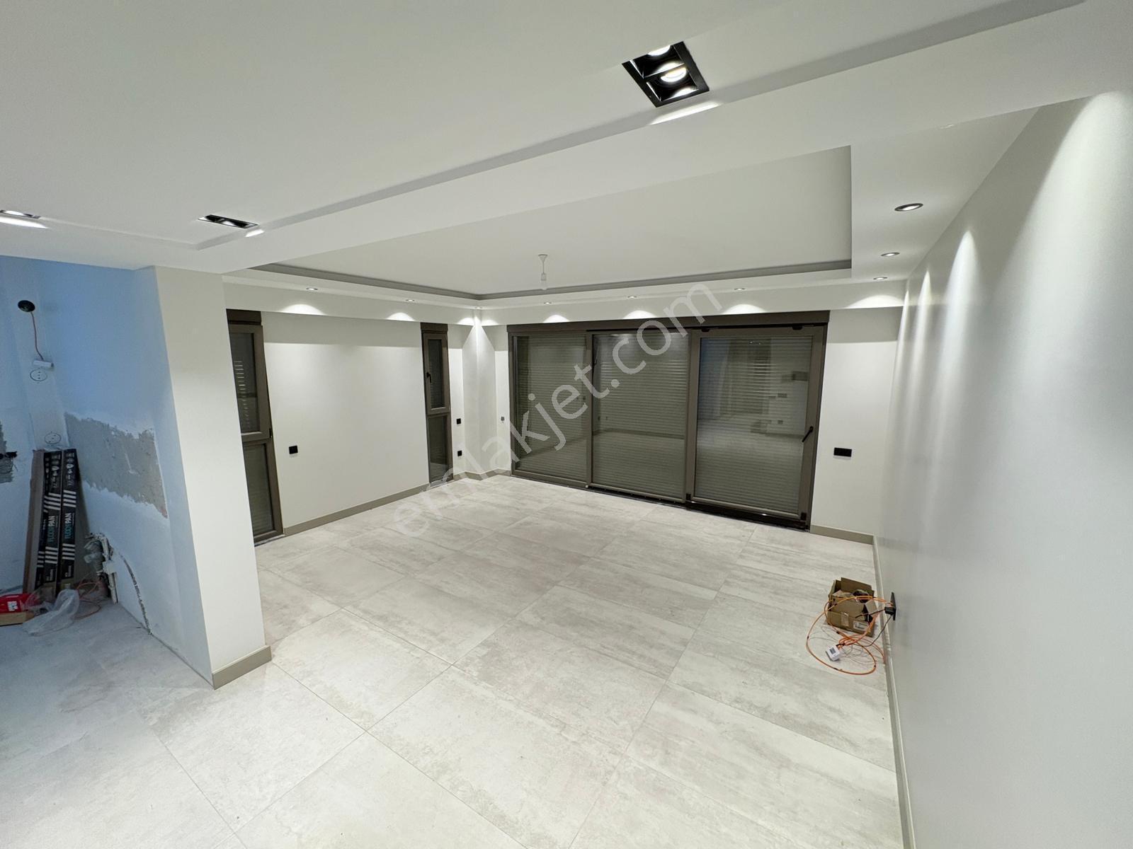 Bayramoğlu'nda İskanlı Tapu Masrafsız Ultralüx 5+2 Fourlex Villa — fotoğraf 4