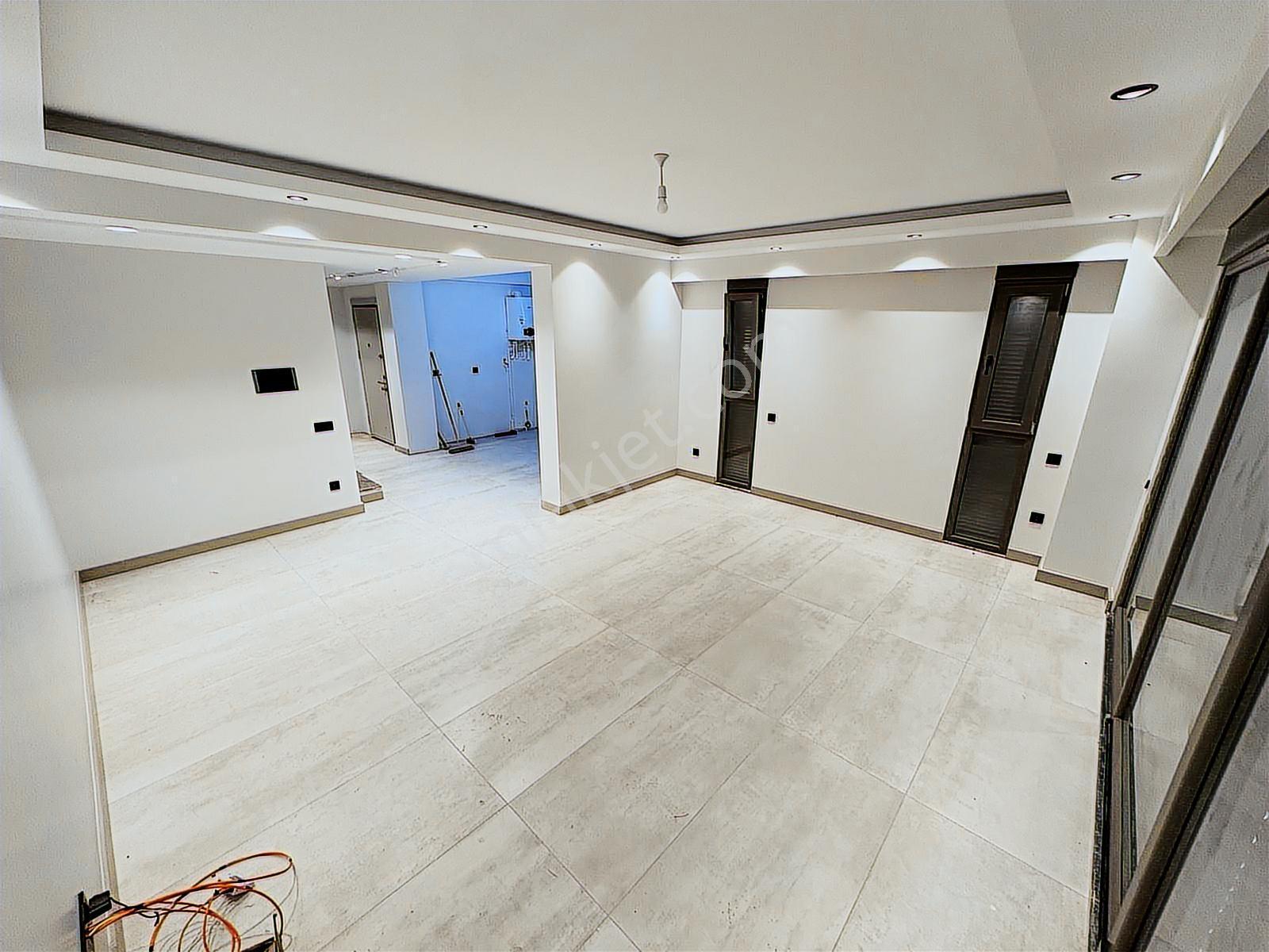 Bayramoğlu'nda İskanlı Tapu Masrafsız Ultralüx 5+2 Fourlex Villa — fotoğraf 6