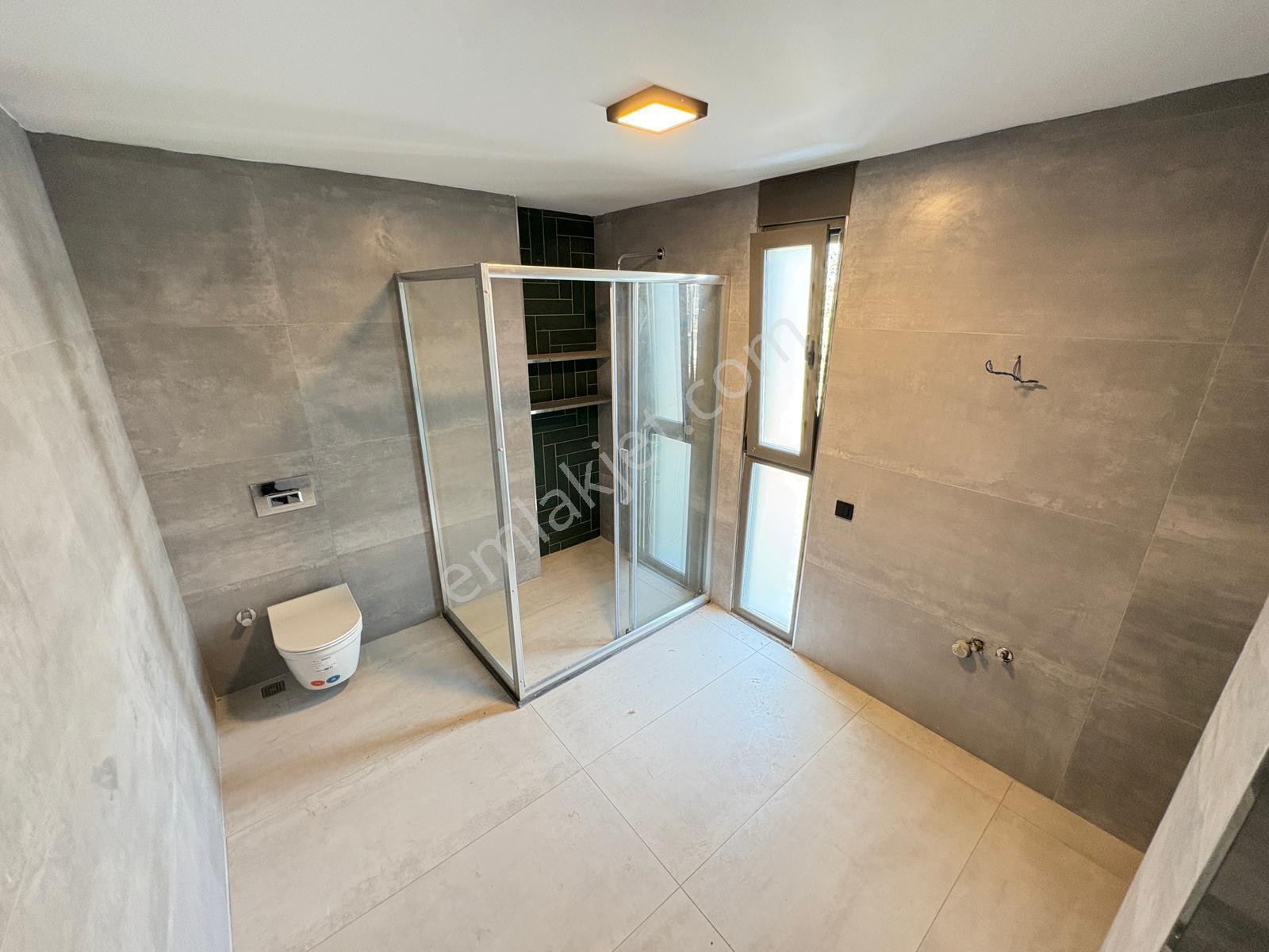 Bayramoğlu'nda İskanlı Tapu Masrafsız Ultralüx 5+2 Fourlex Villa — fotoğraf 16