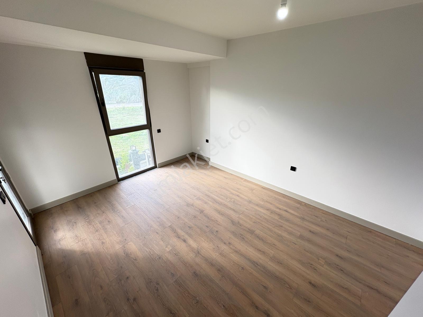Bayramoğlu'nda İskanlı Tapu Masrafsız Ultralüx 5+2 Fourlex Villa — fotoğraf 23
