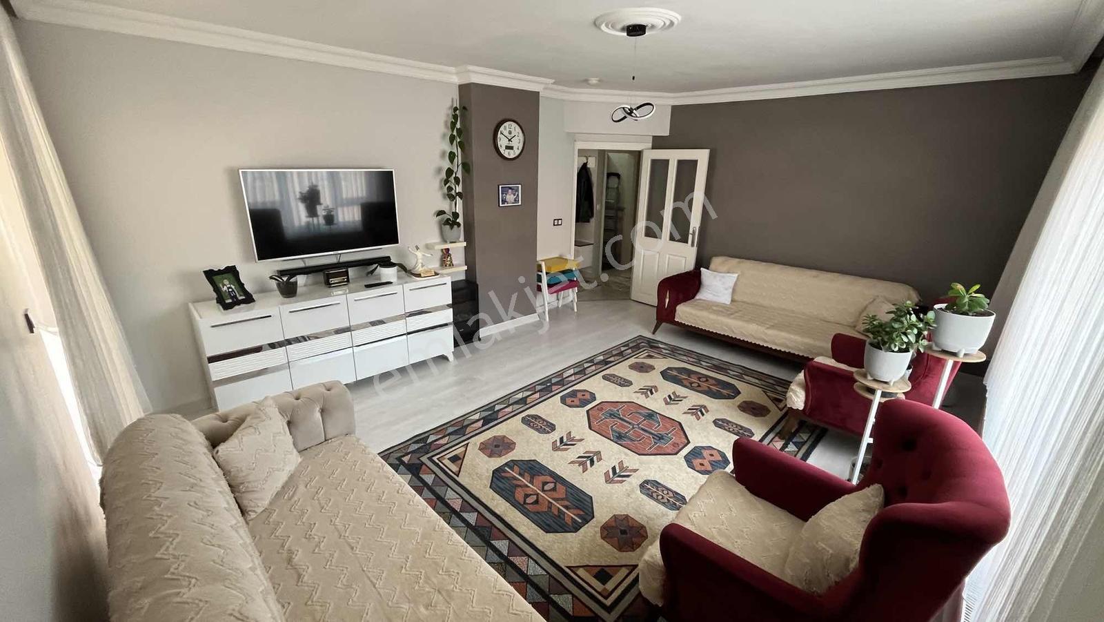 Winnest'ten Karaağaç Mahallesinde Odaları Bağımsız 3+1 — fotoğraf 28