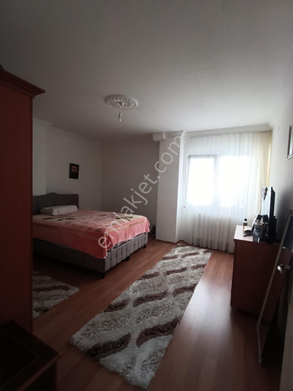 Efe Gayrimenkulden Akçaabatta Satılık Ters Dublkes 3+1 Daire — fotoğraf 22
