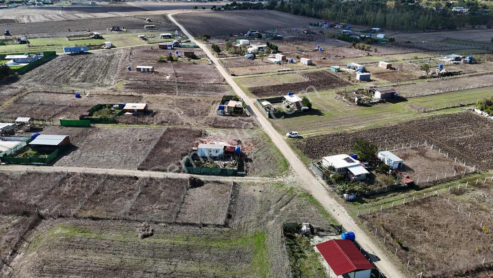 Çatalca İzzettinde Mevcut Yola Cepheli 400 M² Satılık Arazi — fotoğraf 13