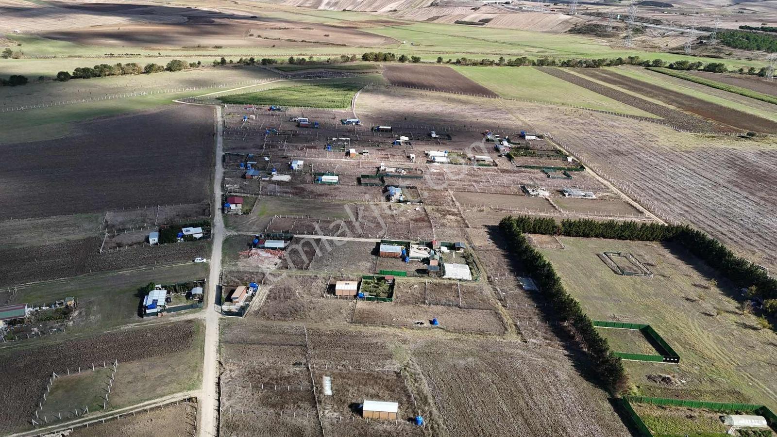 Çatalca İzzettinde Mevcut Yola Cepheli 400 M² Satılık Arazi — fotoğraf 17