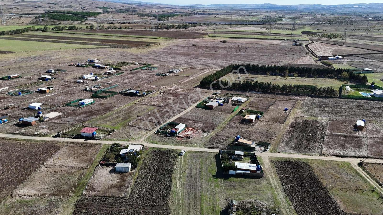 Çatalca İzzettinde Mevcut Yola Cepheli 400 M² Satılık Arazi — fotoğraf 18