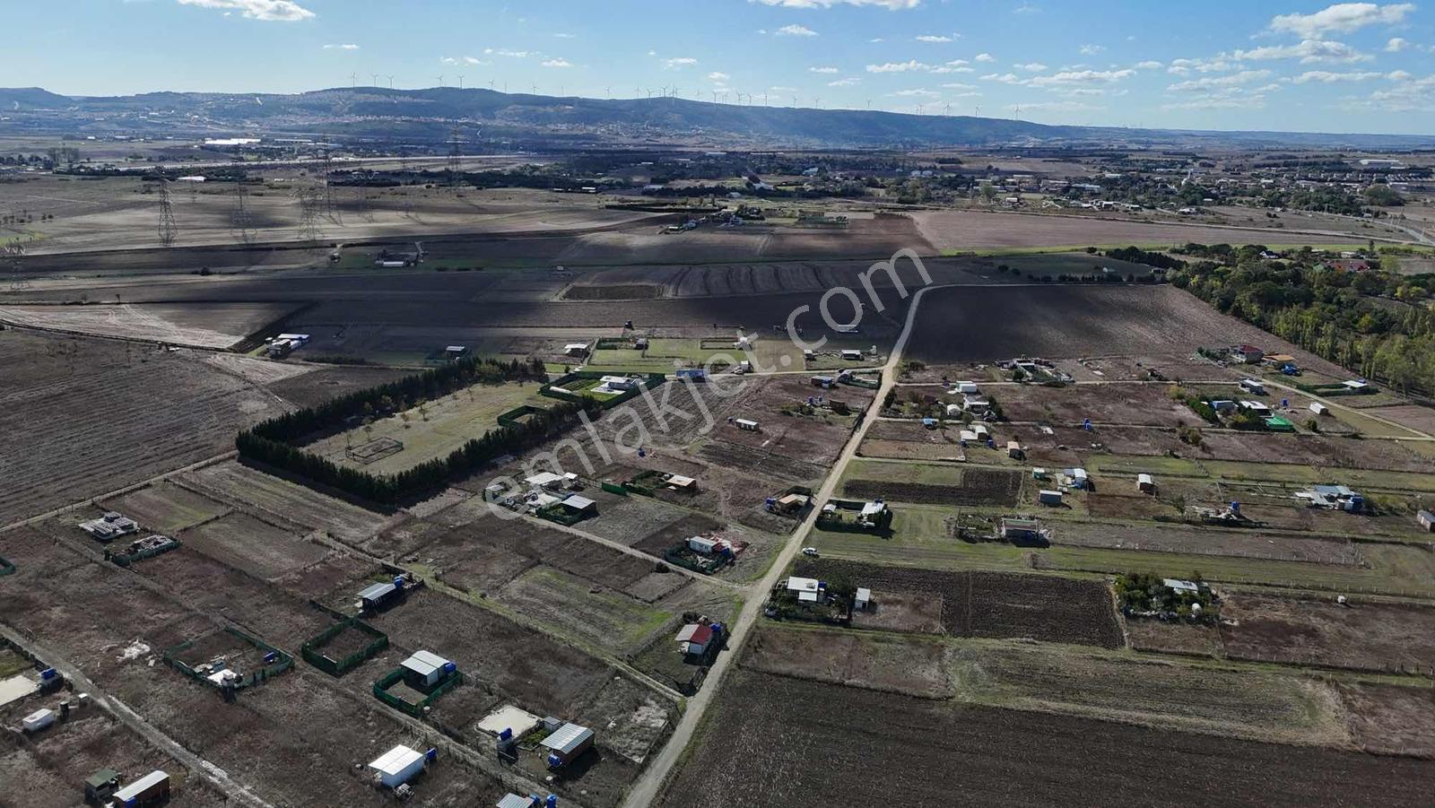 Çatalca İzzettinde Mevcut Yola Cepheli 400 M² Satılık Arazi — fotoğraf 25