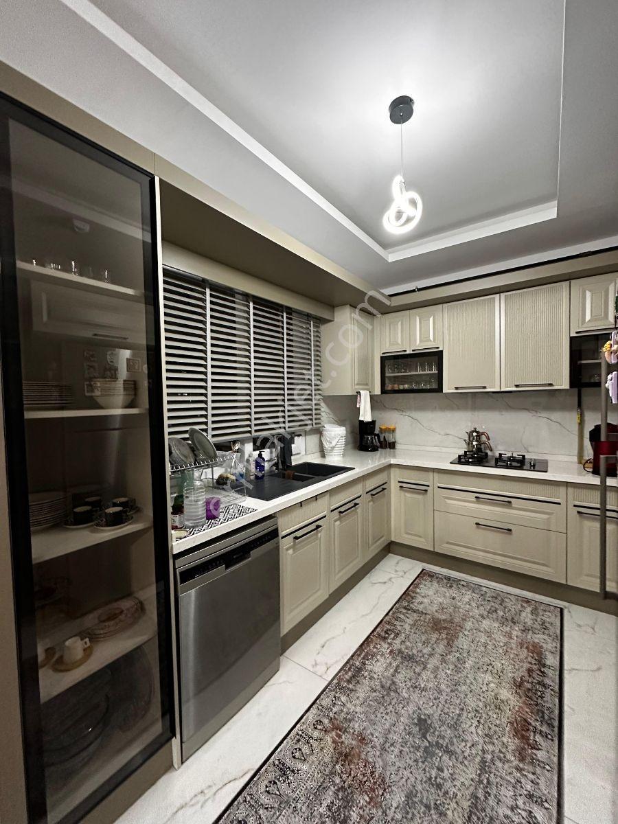 Tepe Lvin-2 Satılık 2,5+1 — fotoğraf 9