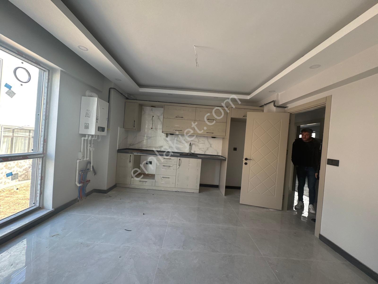 Bandırma Mavi Emlaktan 100.Yıl Mah. 2+0 Yüksek G. Satılık Daire