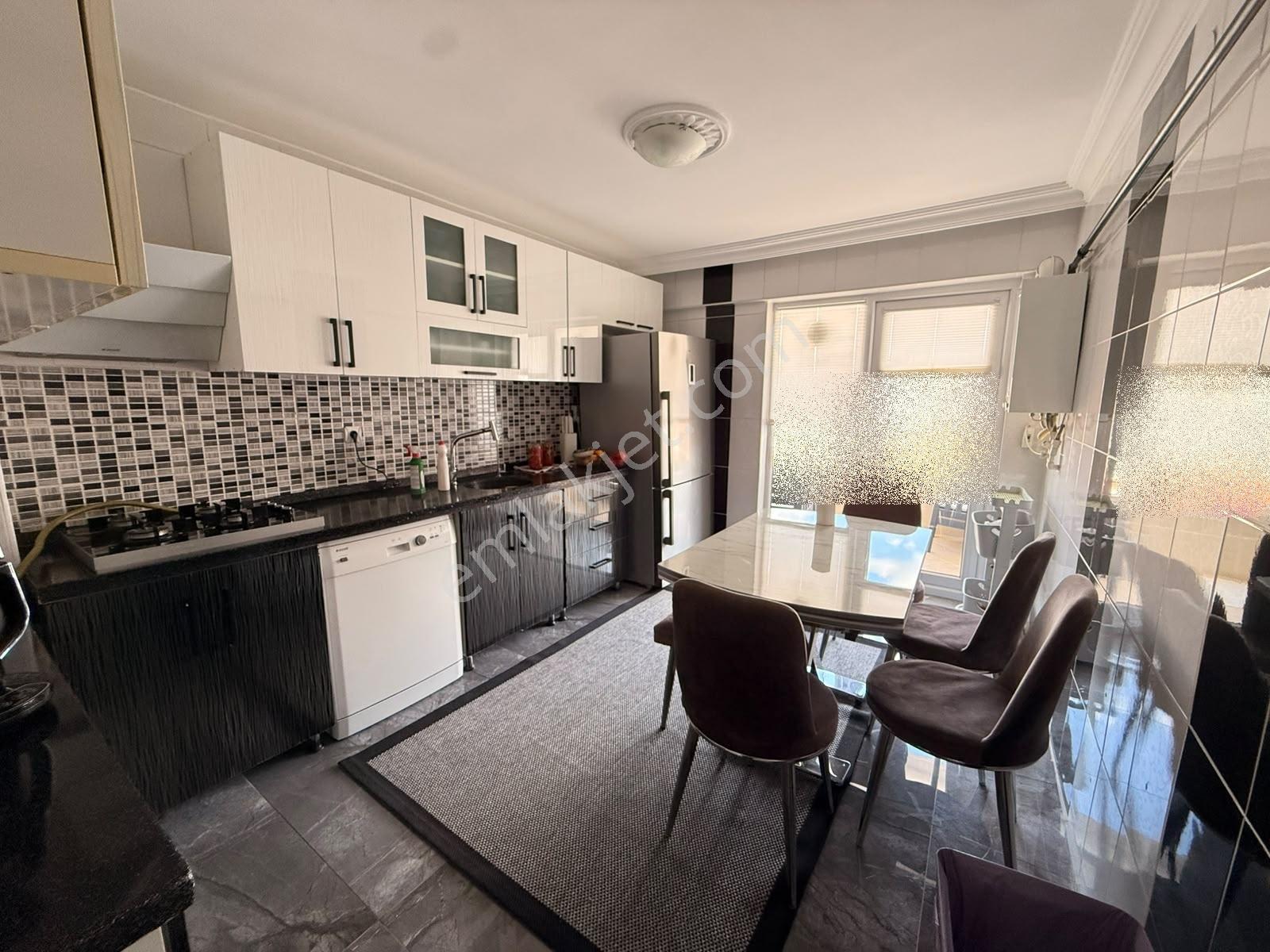 Natoyolu Cad. Yanı Katta Masrafsız 3+1 Site Dairesi — fotoğraf 19