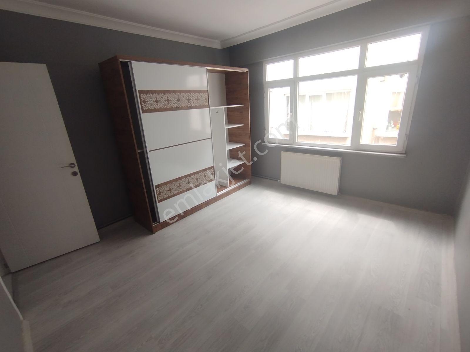 Edirne Merkez Medresealibey Mah. Yol Üstünde Satılık Ara Kat 2+1 — fotoğraf 11