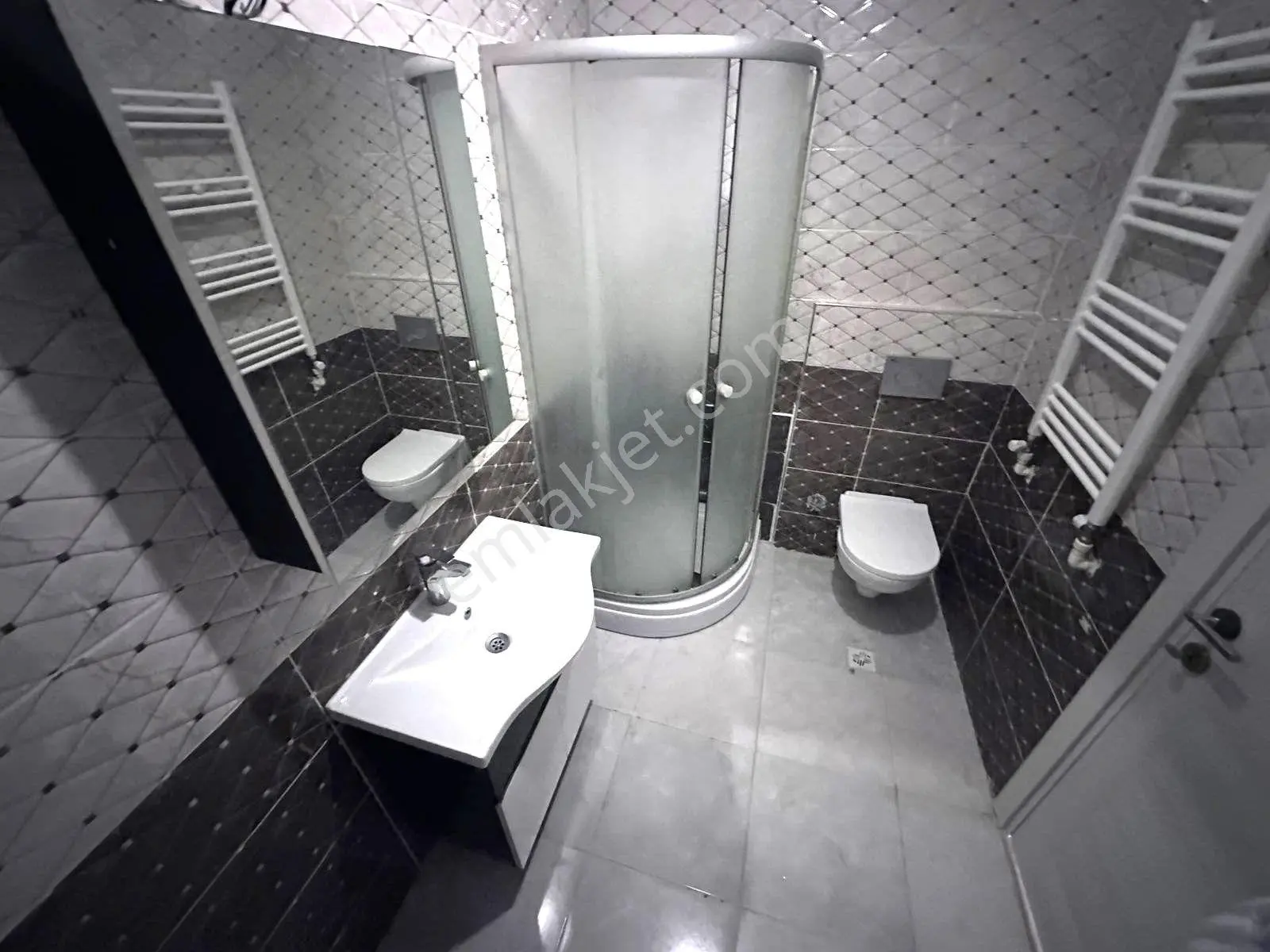 𝄞melodi Gayrimenkul'den Full Kredili Ön Cephe Üst Kat Asansörlü 1+1 Satılık Daire — fotoğraf 8