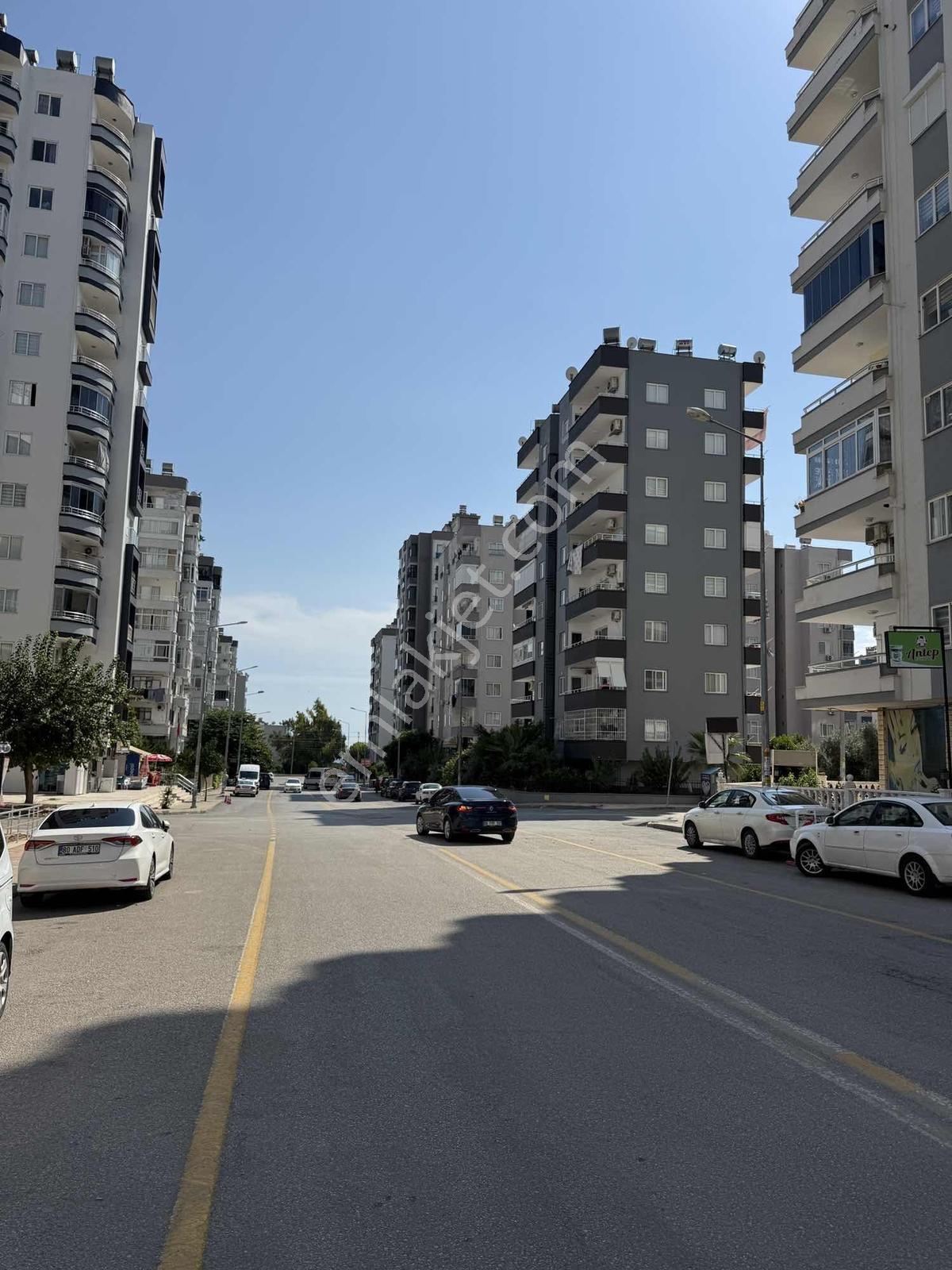 Yonca'dan Akdeniz Mh'de 3 Cepheli 3 Balkonlu Geniş 3+1! — fotoğraf 3