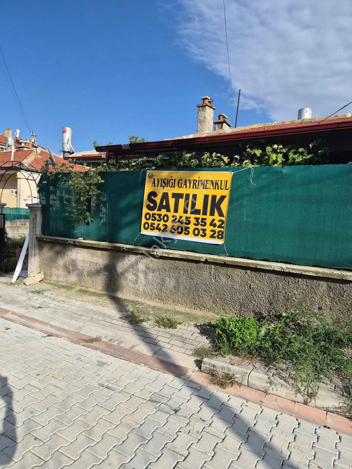 Ay Işığı Gayrimenkul'den Gazi Mahallesinde Satılık Müstakil 3+1 Fırsat Daire — fotoğraf 4