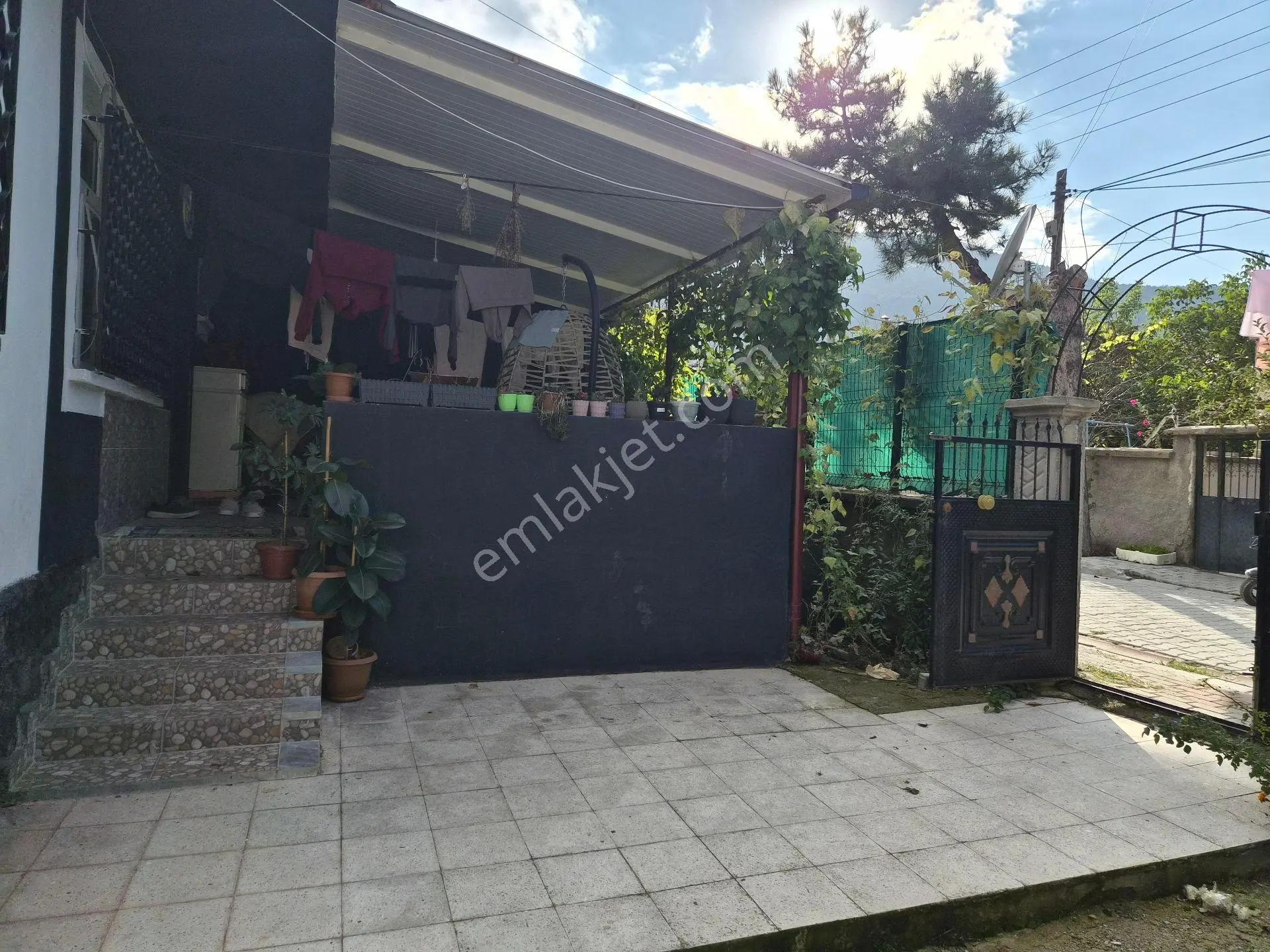 Ay Işığı Gayrimenkul'den Gazi Mahallesinde Satılık Müstakil 3+1 Fırsat Daire — fotoğraf 9