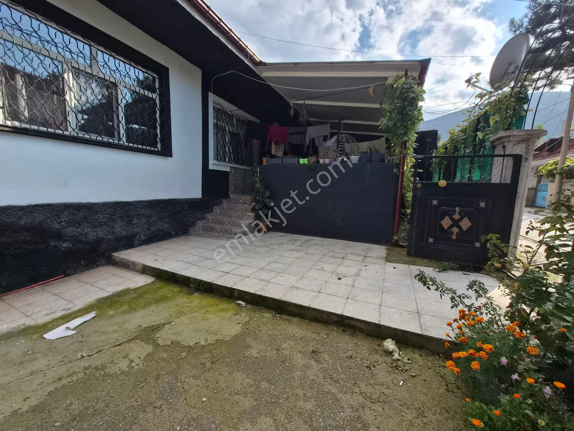 Ay Işığı Gayrimenkul'den Gazi Mahallesinde Satılık Müstakil 3+1 Fırsat Daire — fotoğraf 12