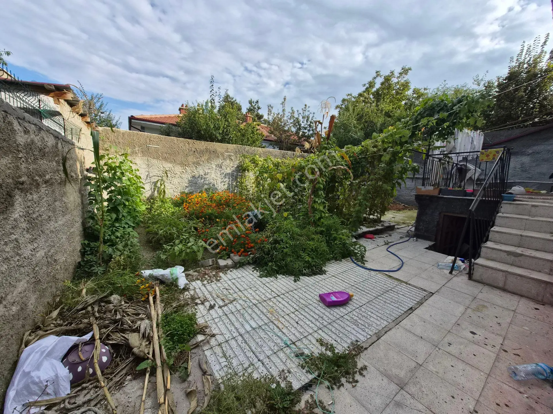 Ay Işığı Gayrimenkul'den Gazi Mahallesinde Satılık Müstakil 3+1 Fırsat Daire — fotoğraf 13