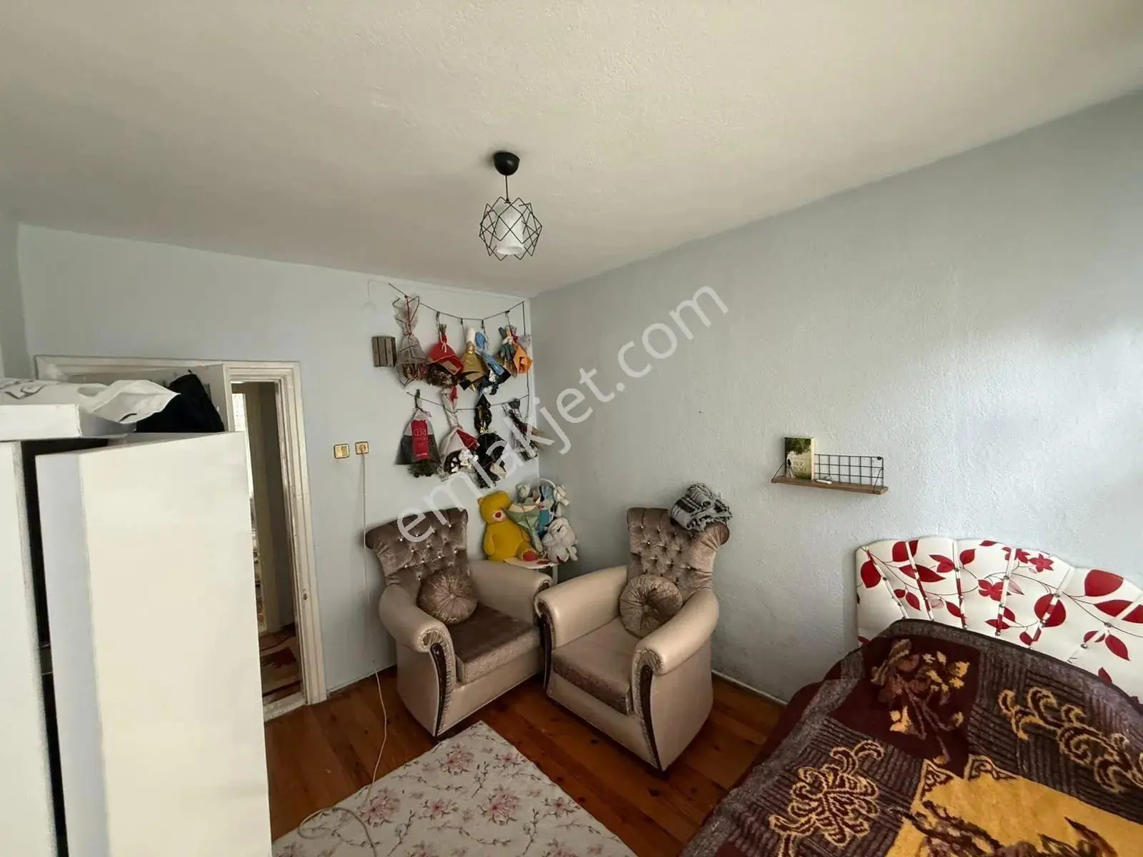Ay Işığı Gayrimenkul'den Gazi Mahallesinde Satılık Müstakil 3+1 Fırsat Daire — fotoğraf 19