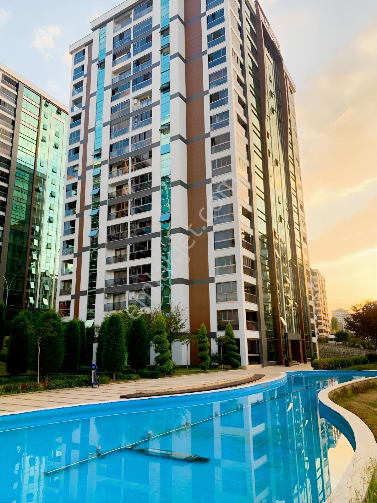 Efe Gayrimenkulden Ak Twors De Satılık Manzaralı 3+1 Daire — fotoğraf 2
