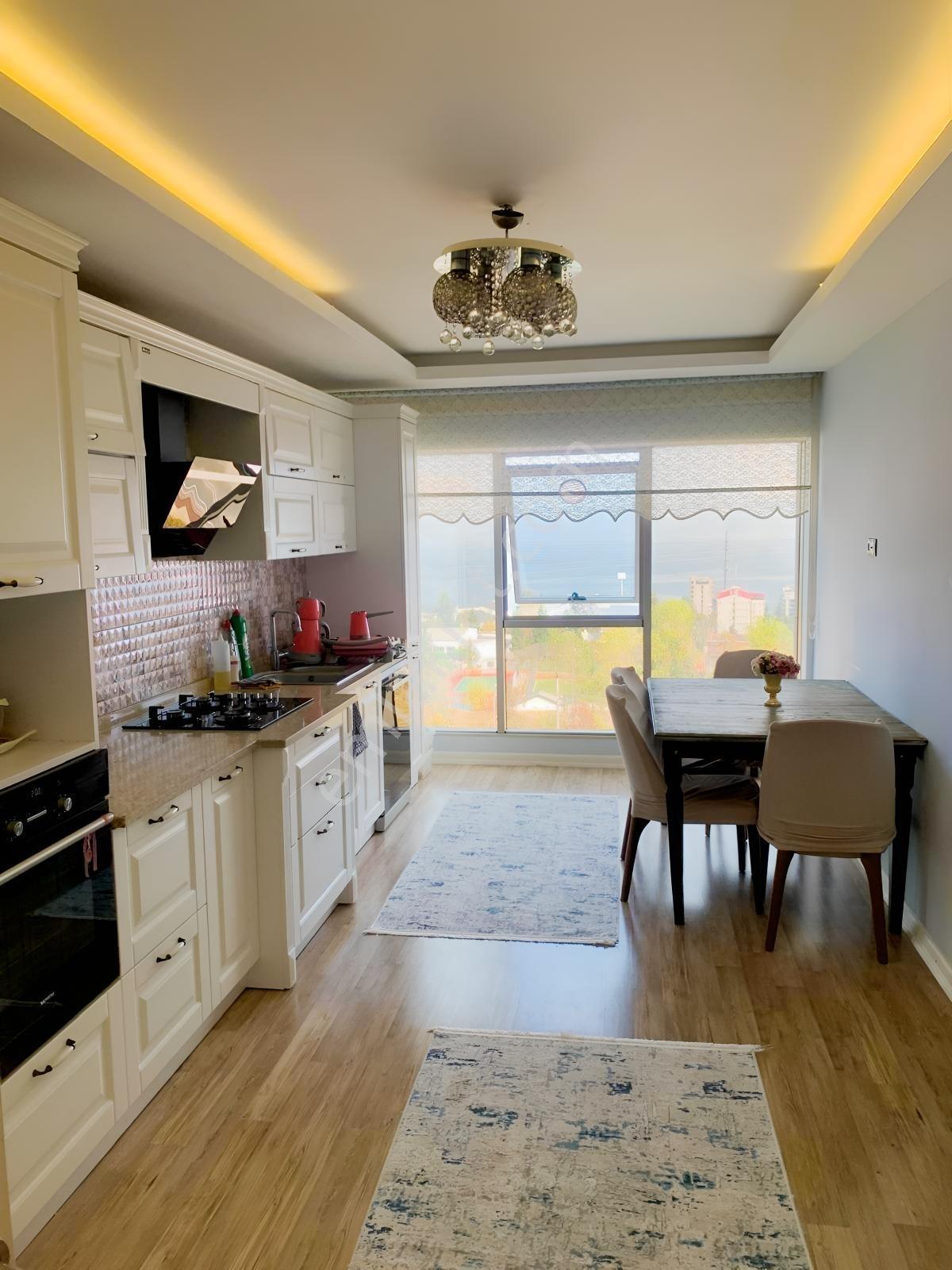 Efe Gayrimenkulden Ak Twors De Satılık Manzaralı 3+1 Daire — fotoğraf 11