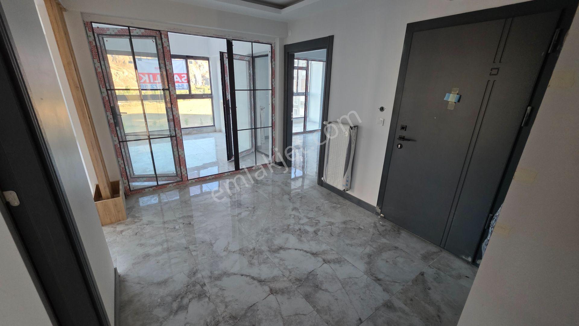 Sivas Yeşilyurt’ta Numune Hastanesi Yakını 4,5+1 180 M² — fotoğraf 5