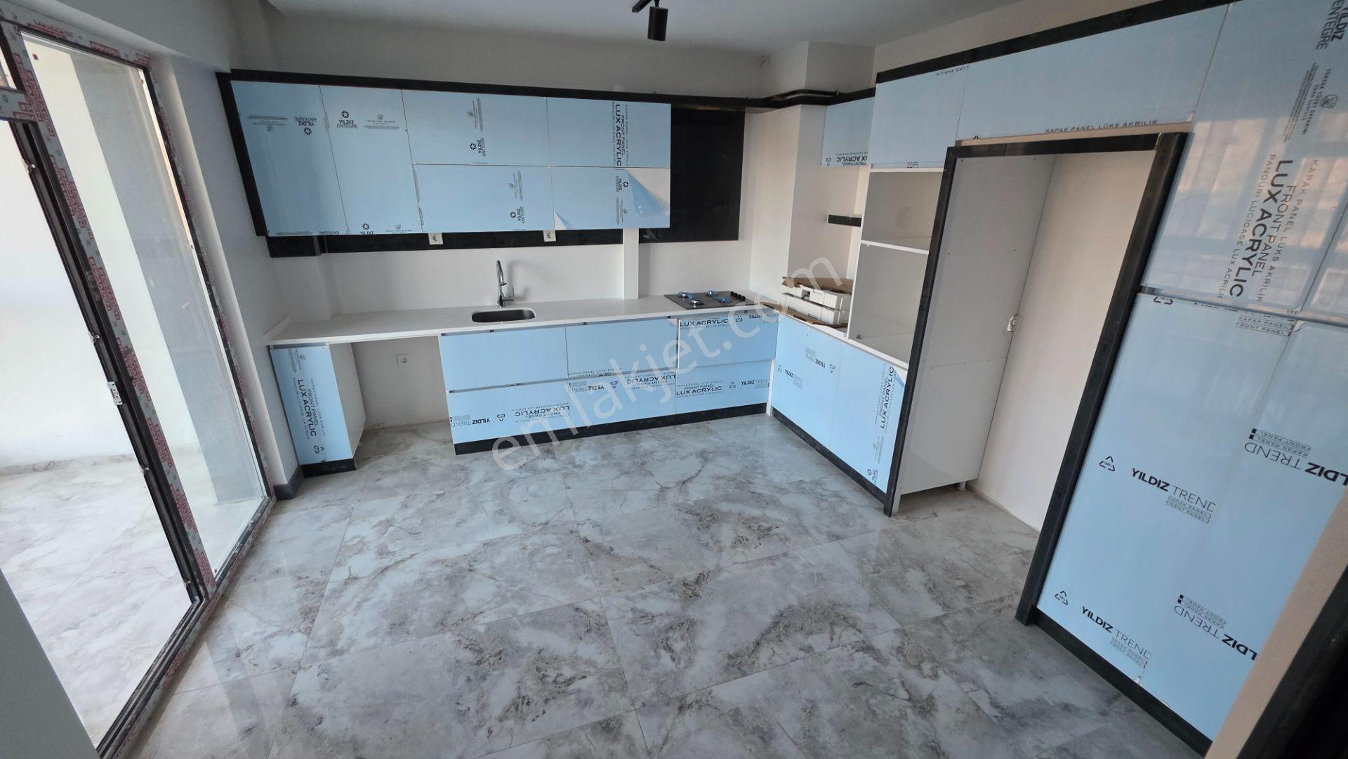 Sivas Yeşilyurt’ta Numune Hastanesi Yakını 4,5+1 180 M² — fotoğraf 7