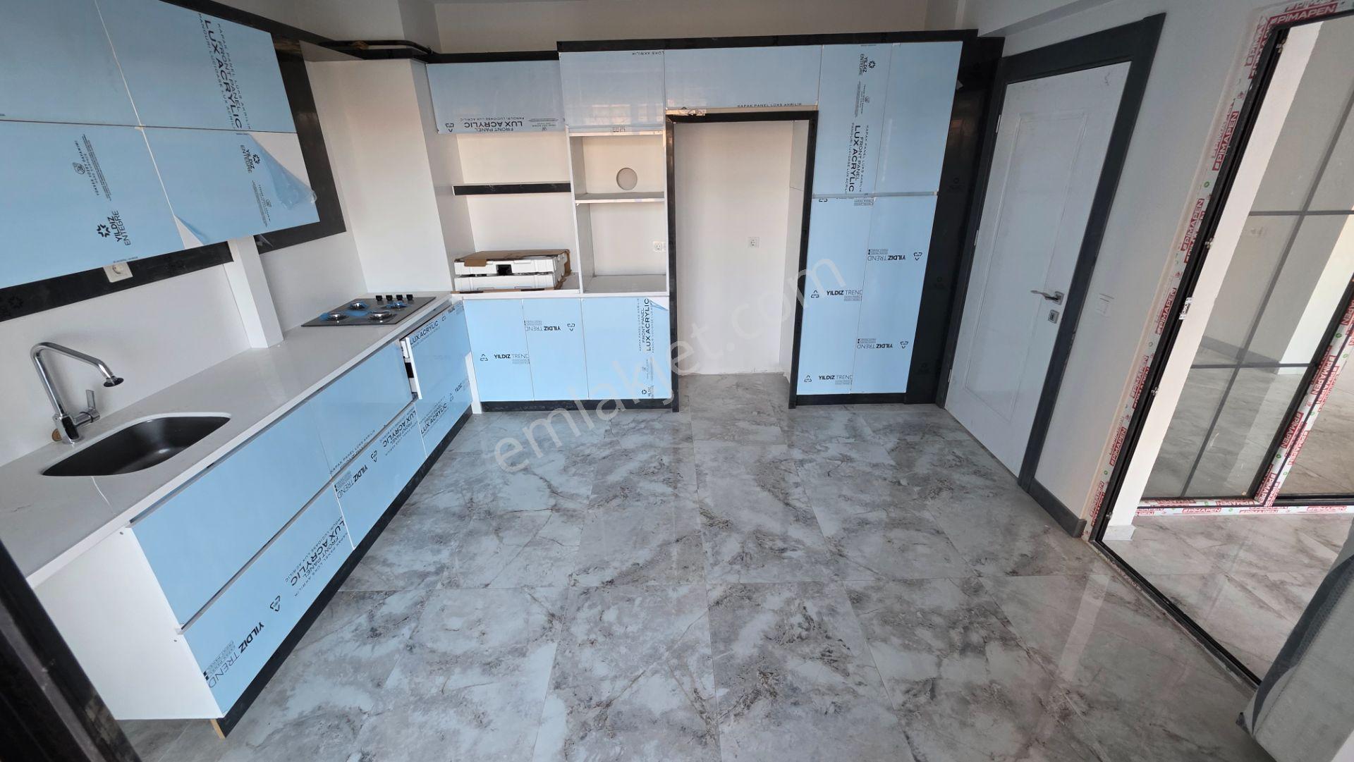 Sivas Yeşilyurt’ta Numune Hastanesi Yakını 4,5+1 180 M² — fotoğraf 13