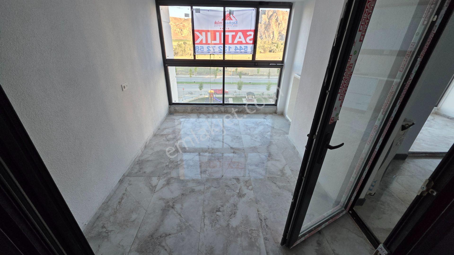 Sivas Yeşilyurt’ta Numune Hastanesi Yakını 4,5+1 180 M² — fotoğraf 15