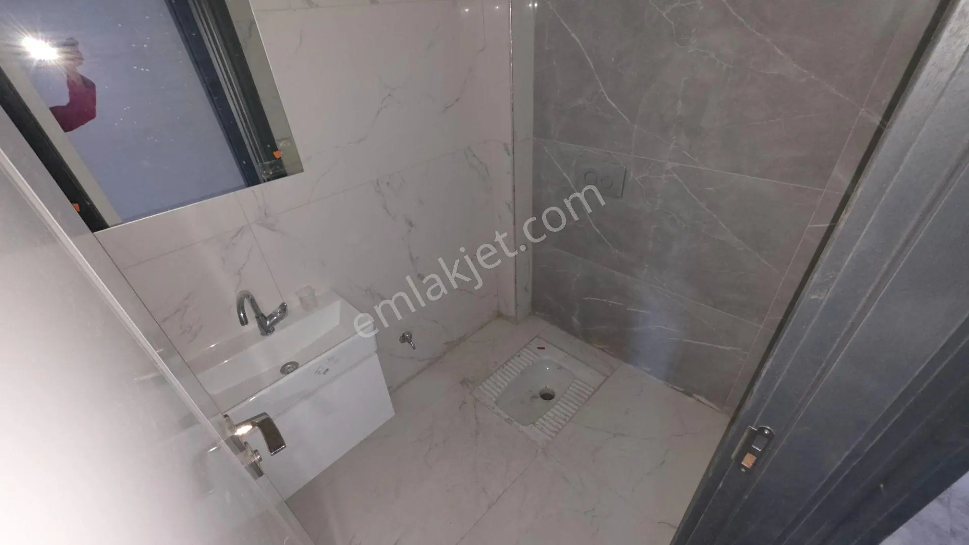 Sivas Yeşilyurt’ta Numune Hastanesi Yakını 4,5+1 180 M² — fotoğraf 25