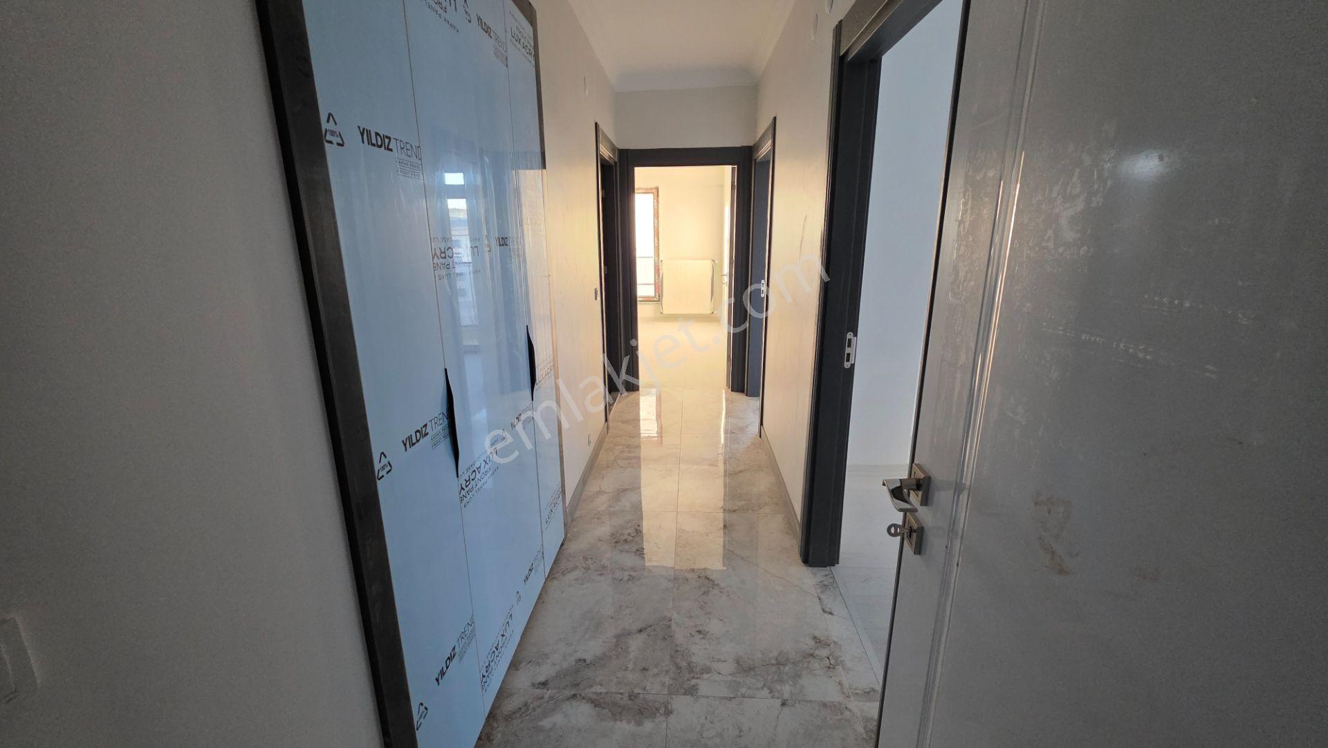 Sivas Yeşilyurt’ta Numune Hastanesi Yakını 4,5+1 180 M² — fotoğraf 26
