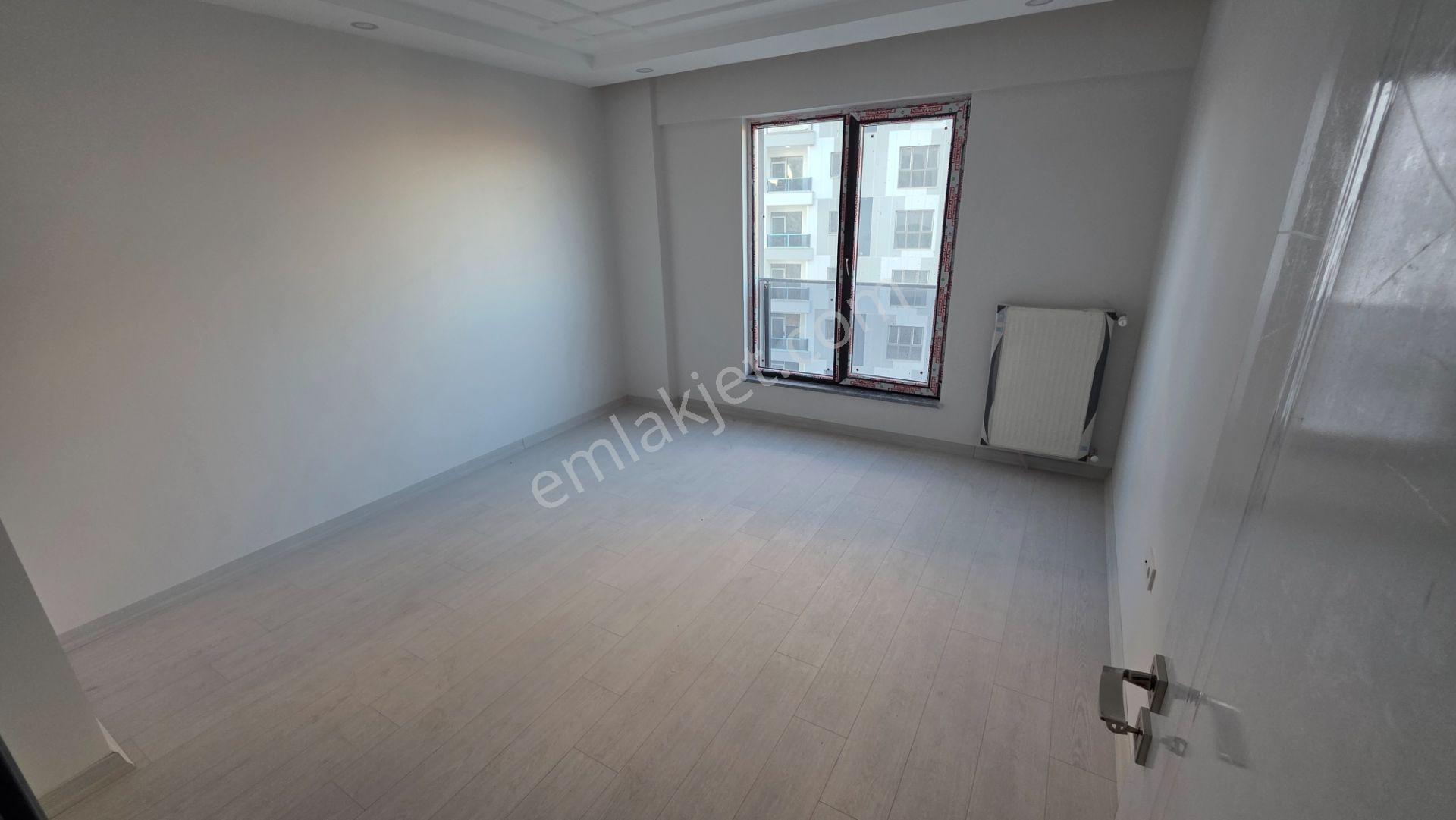 Sivas Yeşilyurt’ta Numune Hastanesi Yakını 4,5+1 180 M² — fotoğraf 27
