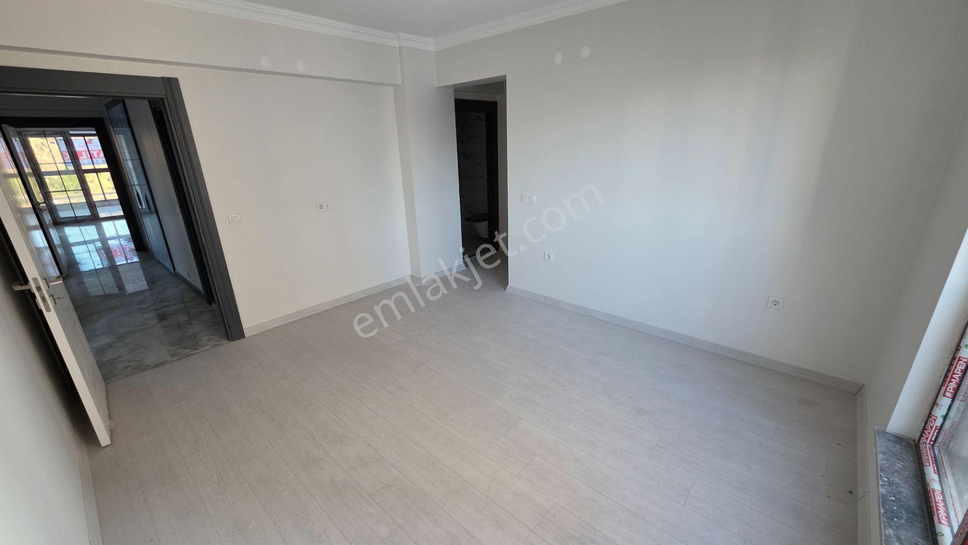 Sivas Yeşilyurt’ta Numune Hastanesi Yakını 4,5+1 180 M² — fotoğraf 31