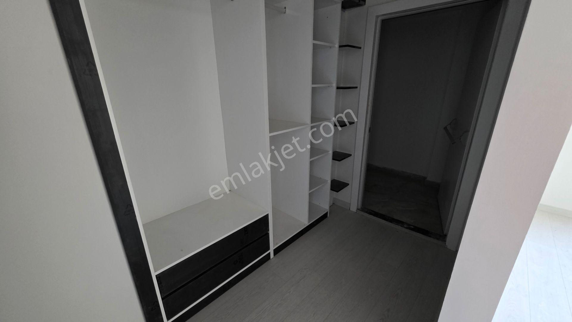 Sivas Yeşilyurt’ta Numune Hastanesi Yakını 4,5+1 180 M² — fotoğraf 32
