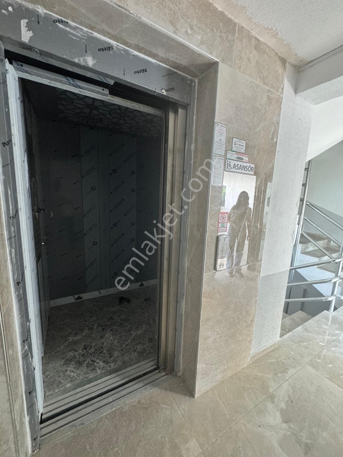 Remax Nadir'den Kavaklarda Sıfır 2+1 Satılık Daire — fotoğraf 4
