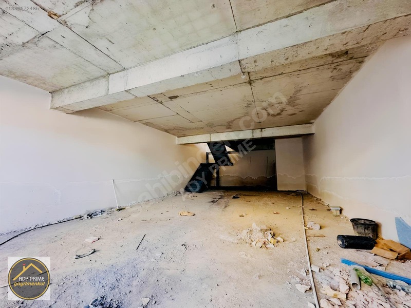 İnderenin En Hareketli Noktasında Kiralık Dükkan — fotoğraf 6
