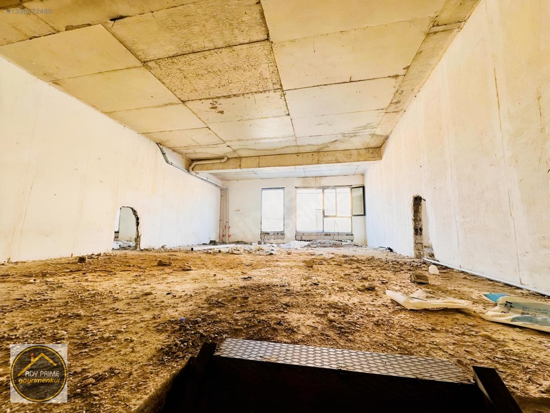 İnderenin En Hareketli Noktasında Kiralık Dükkan — fotoğraf 9
