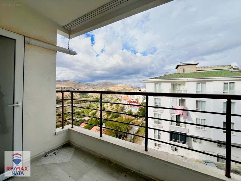 Küçük Kayaş Mahallesi Manzaralı 3+1 Satılık Daire — fotoğraf 5